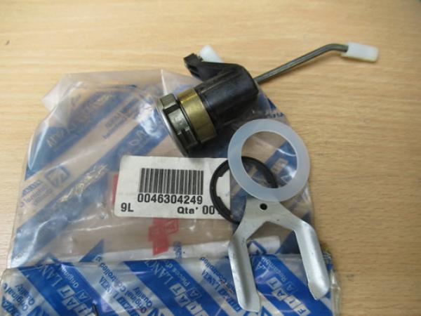 Riegel Heckklappe, Heckklappenschloß (46304249), Fiat / Lancia Original